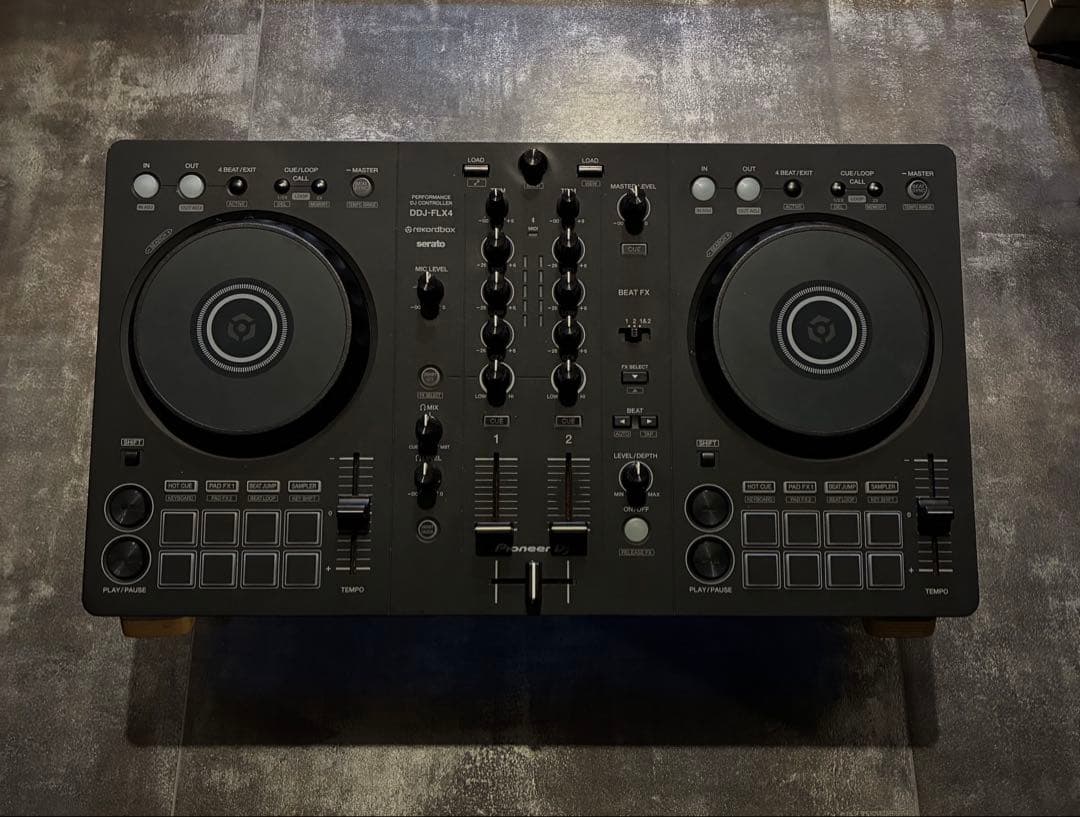 DJ機材 Pioneer DDJ-FLX4