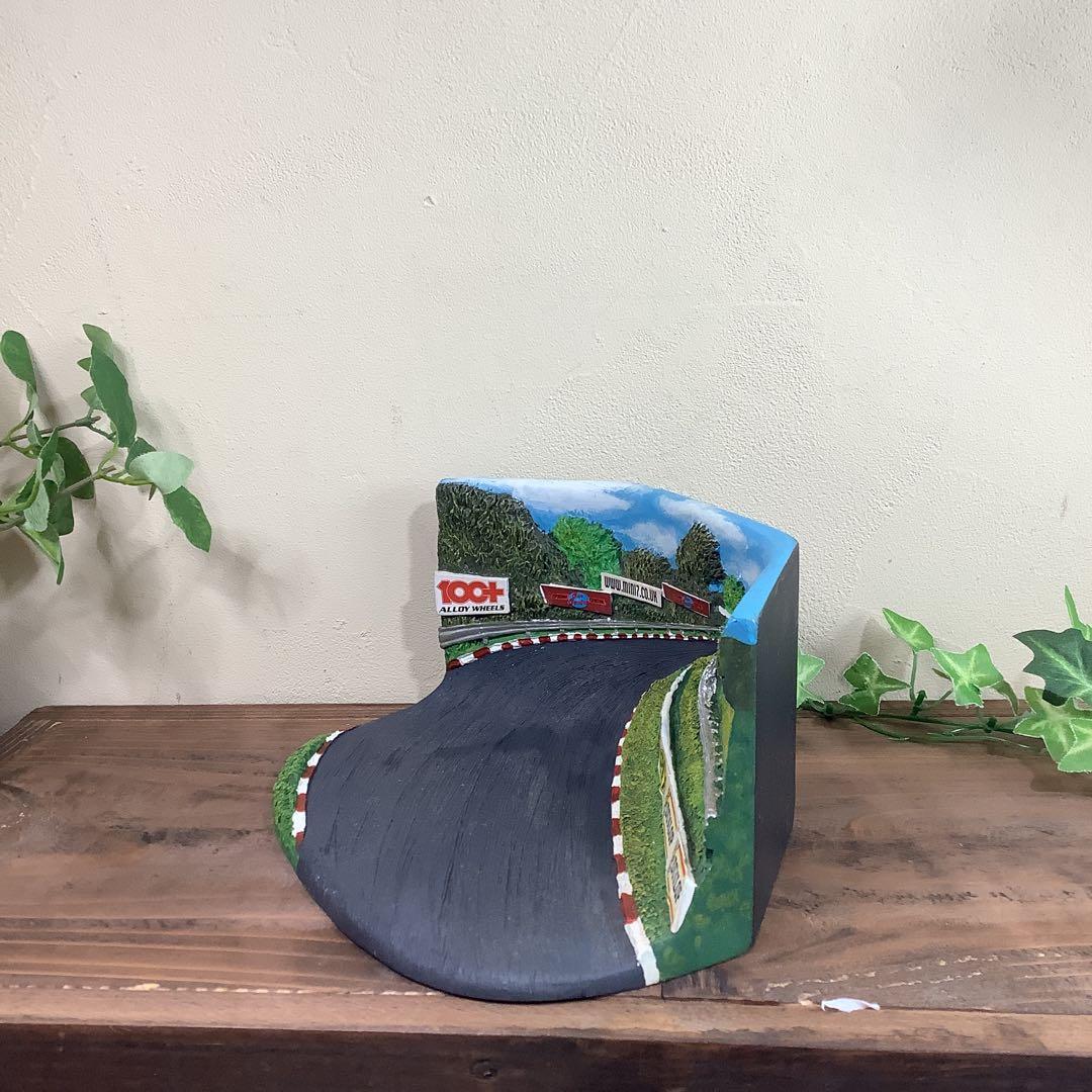 1/36 CORGI ジオラマミニ　ジオラマ