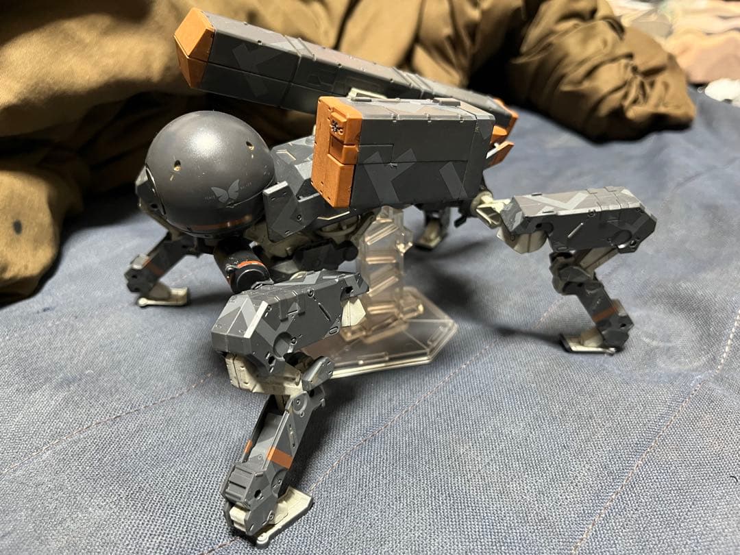 プレイアーツ改 バシリスク(ピースウォーカー) メタルギア