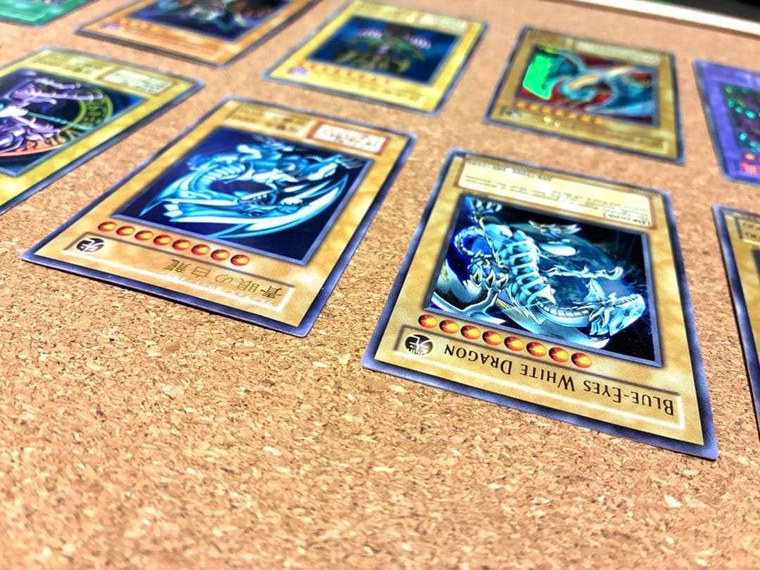 遊戯王OCG 初期カード　ブルーアイズ、ブラックマジシャンなどセット