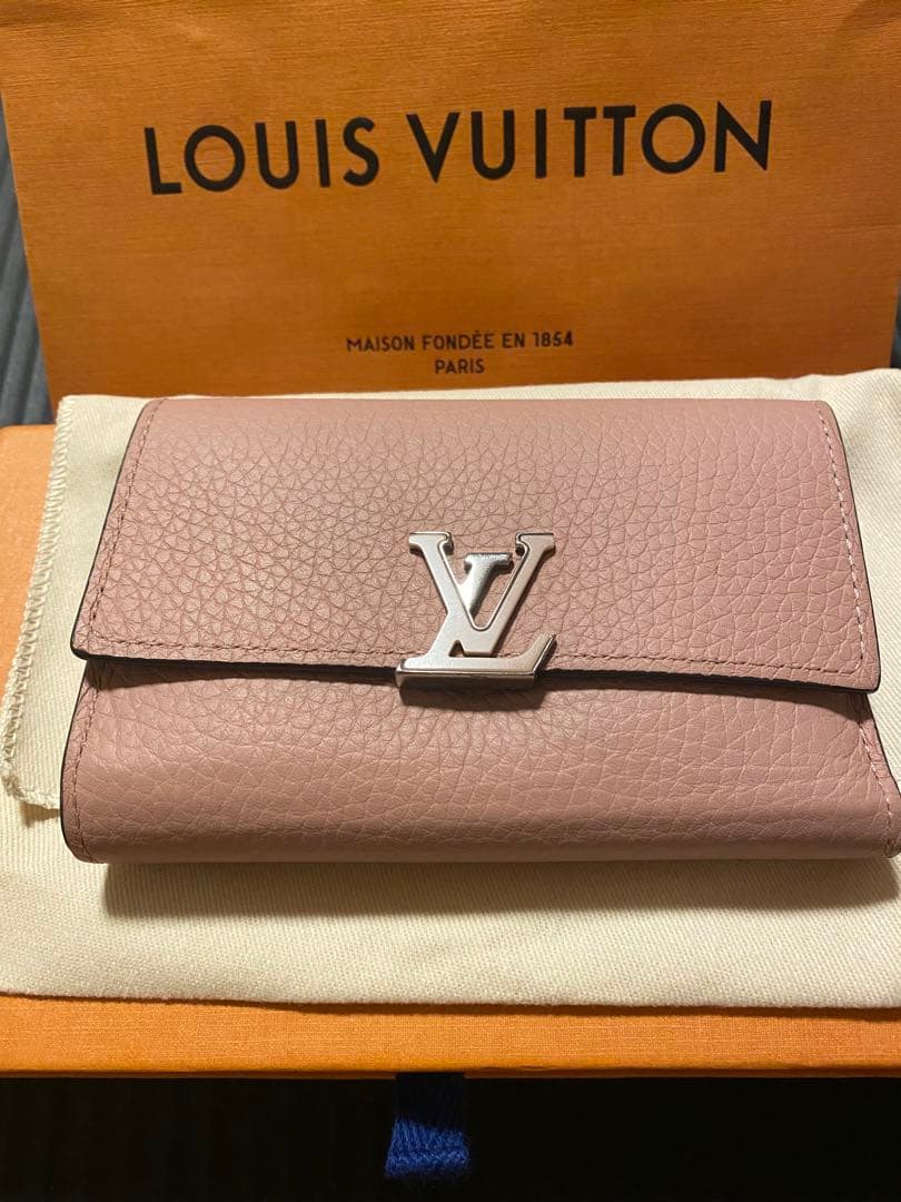 特別値下げ★Louis Vuitton/ポルトフォイユ・カプシーヌ コンパクト