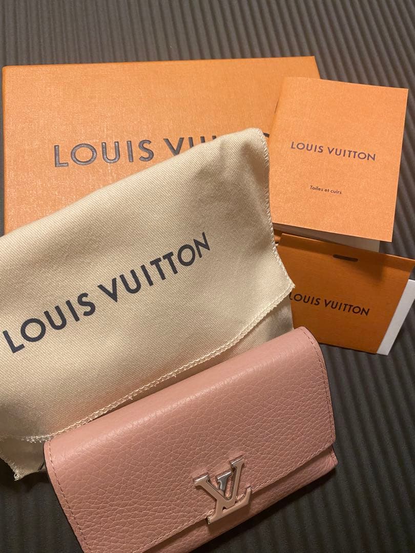 特別値下げ★Louis Vuitton/ポルトフォイユ・カプシーヌ コンパクト