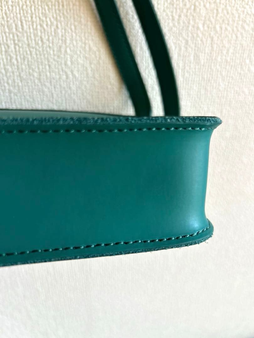 ⭕️人気カラー美品Dr.Martin ドクターマーチン 7インチ サッチェルバッグ