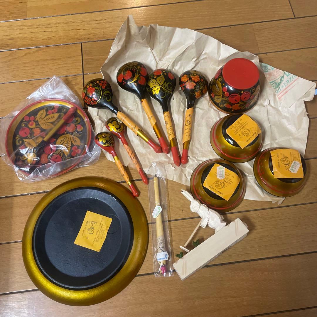 ロシア　ホフロマ塗り　工芸品　アンティーク　小物入れ