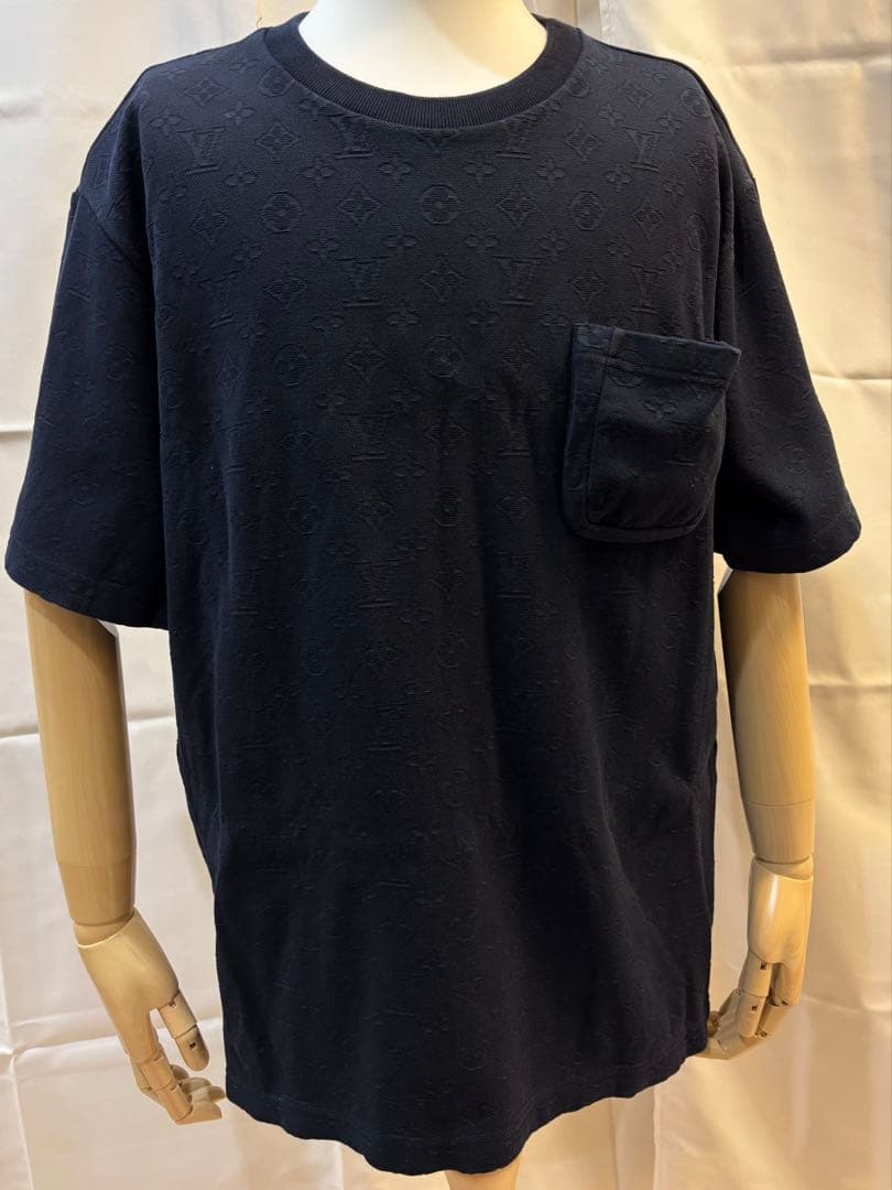 LOUIS VUITTON　シグネチャー 3Dポケット モノグラム総柄 Tシャツ
