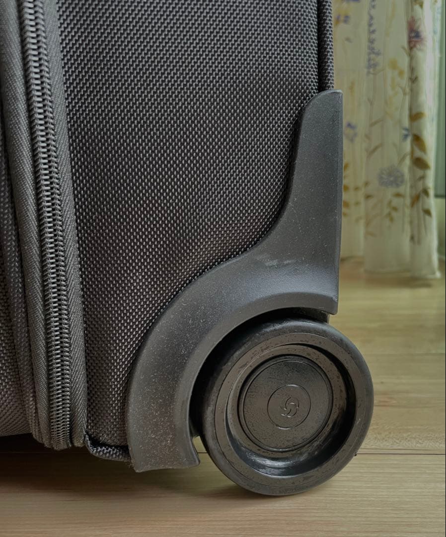 【極美品】Somsonite サムソナイト ビジネスキャリー 2輪 機内持込