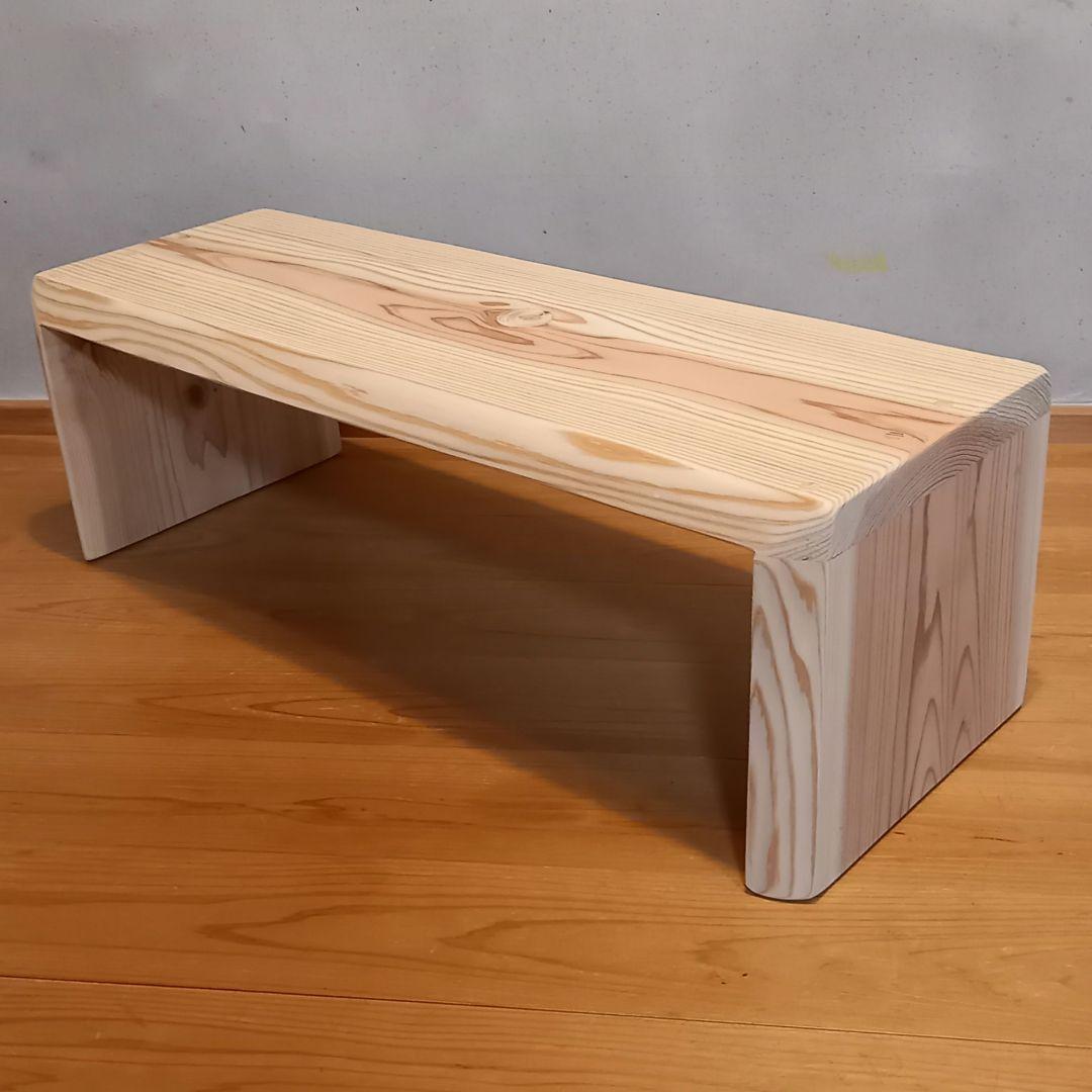 一点モノ　国産杉　靴脱ぎスツール