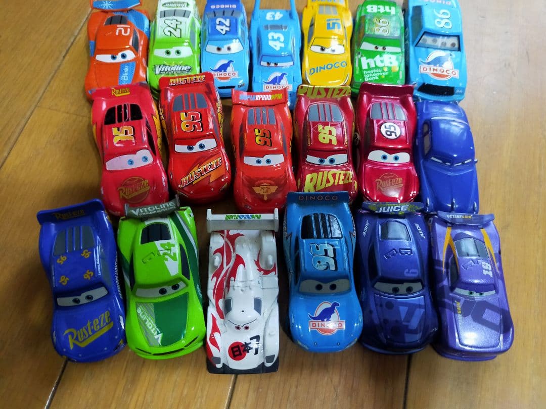カーズ　トミカ　まとめ売り