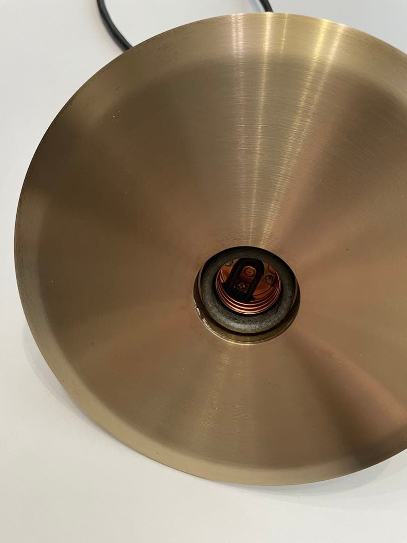 【ニューライトポタリー】bullet flat shade/190/brass