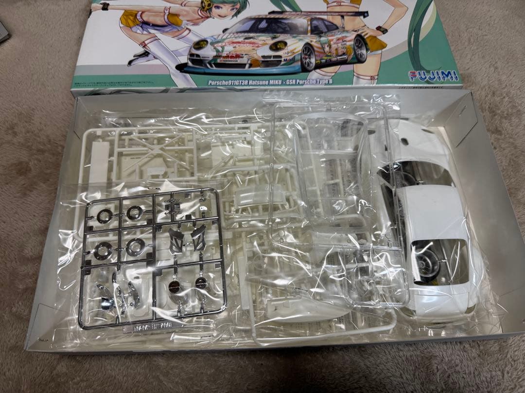 フジミ 1/24 ポルシェ911 GT3R初音ミク×GSRポルシェ