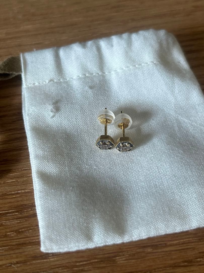 satomi kawakita ピアス　３.5ミリサイズ