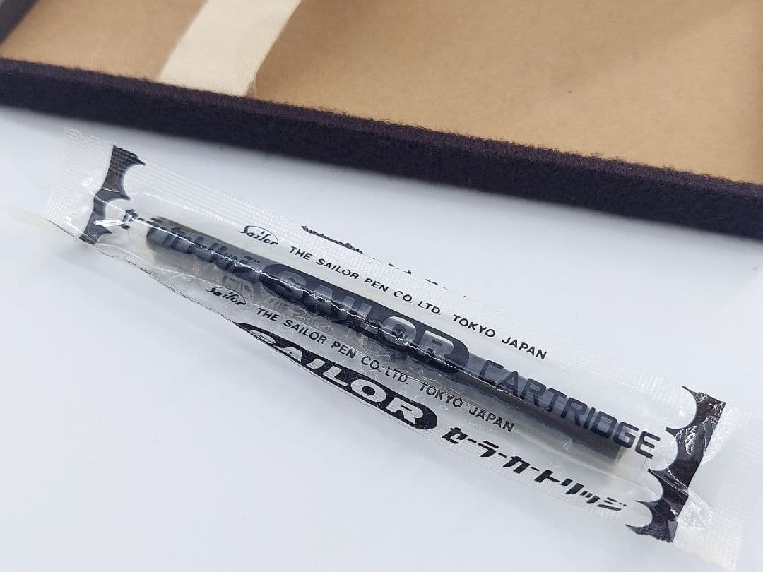 未使用 SAILOR セーラー 万年筆 プロフィット 21K 黒×金 インク付