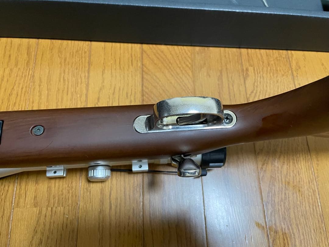 東京マルイ　PRO HUNTER VSR-10 リアルショック　木目調ストック