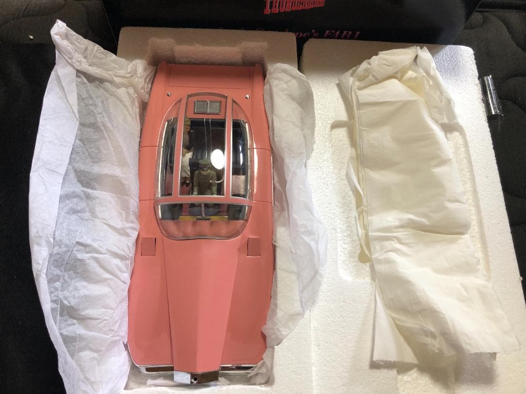 【ジャンク】AMIE 1/18 Lady Penelope's FAB1