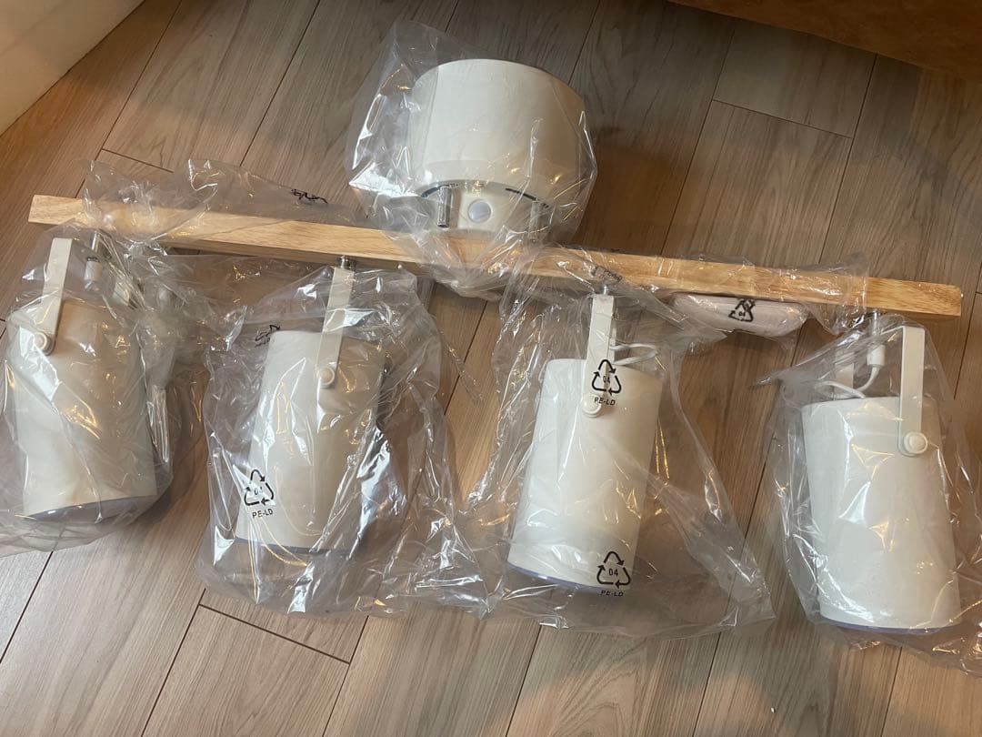 【新品未使用】LOWYA New Kiraget シーリングライト