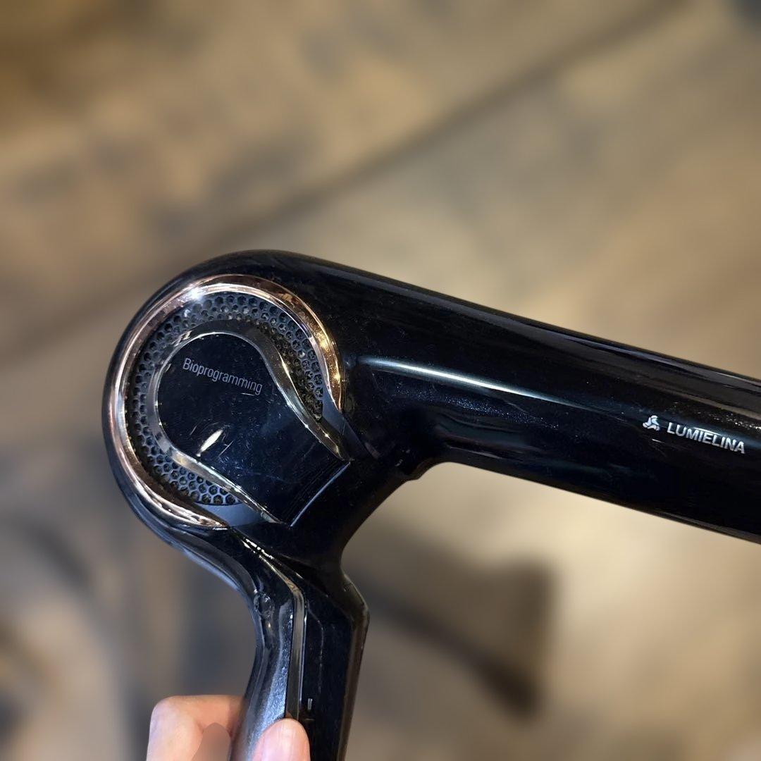 ヘアビューロン4Dヘアドライヤー ブラック/ゴールド