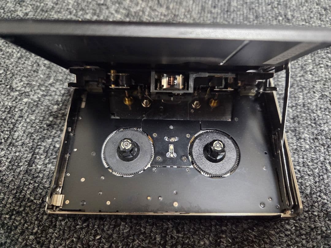 ★ジャンク★SANYO カセットプレーヤー remote JJ-P100