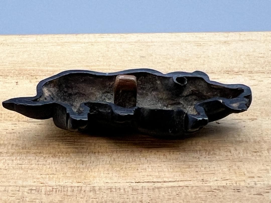 【海】江戸明治期　牛形　手彫　目貫　金具　金目　銅製鍍金　骨董品