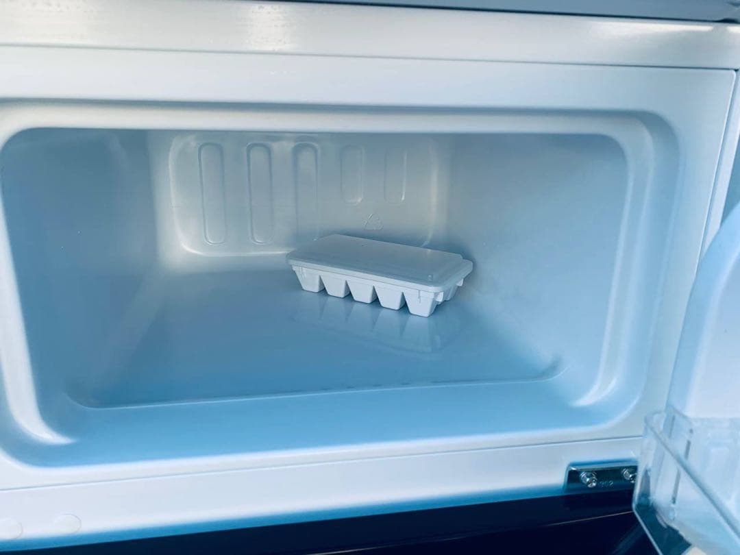 ♦Hisense 2ドア冷凍冷蔵庫【2019年製】HR-B95A