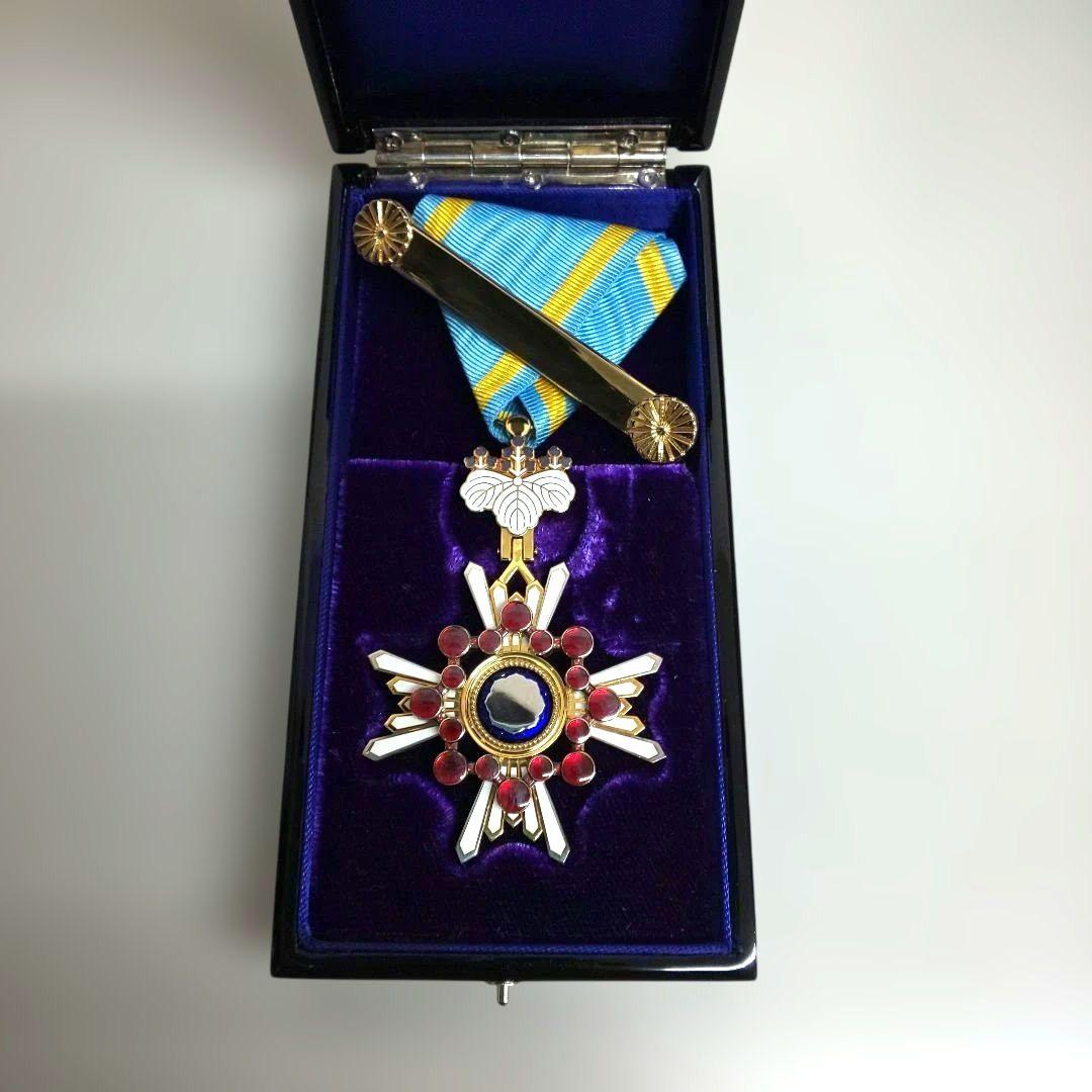 瑞宝双光章 共箱 佩用金具