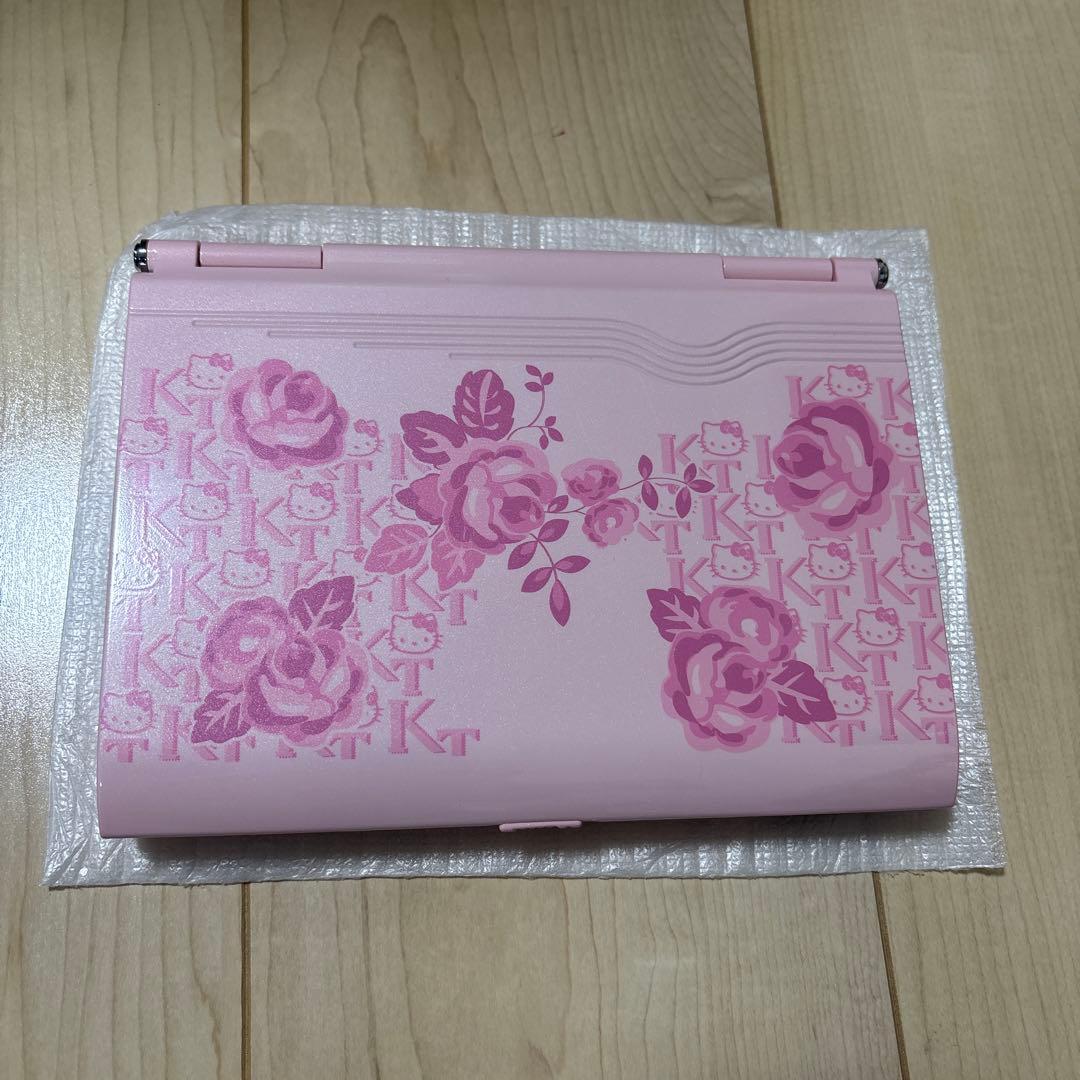 HELLO KITTY ポータブルDVDプレーヤー