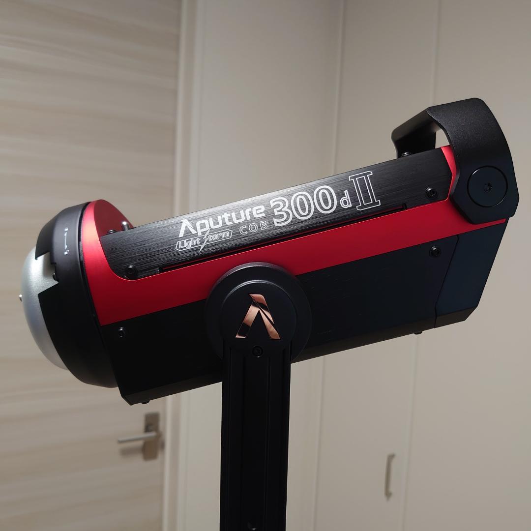 Aputure LS 300d II デイライト LED ライト