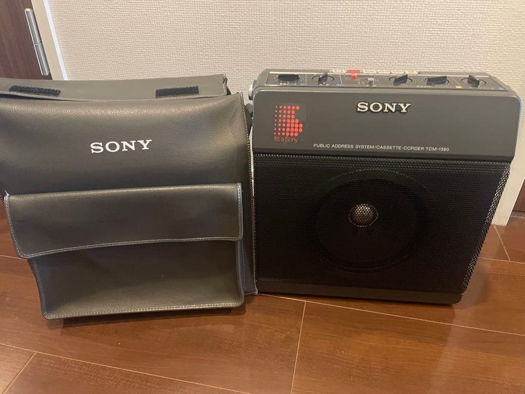 SONY TCD-100 カセットプレーヤー 専用ケース付き