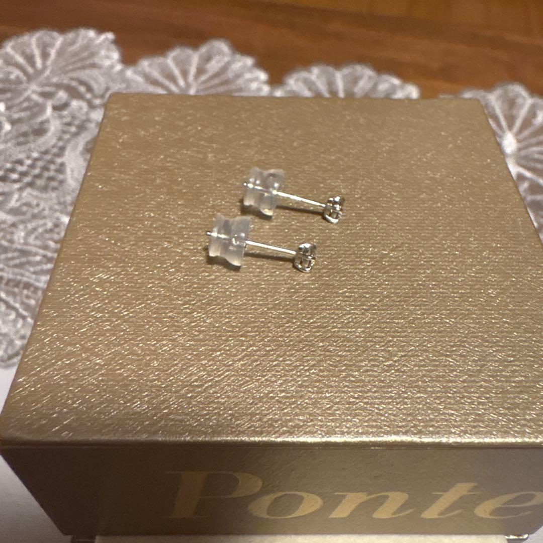 ポンテヴェキオ　ピアス　Pt900 一粒ダイヤモンド　計0.1ct