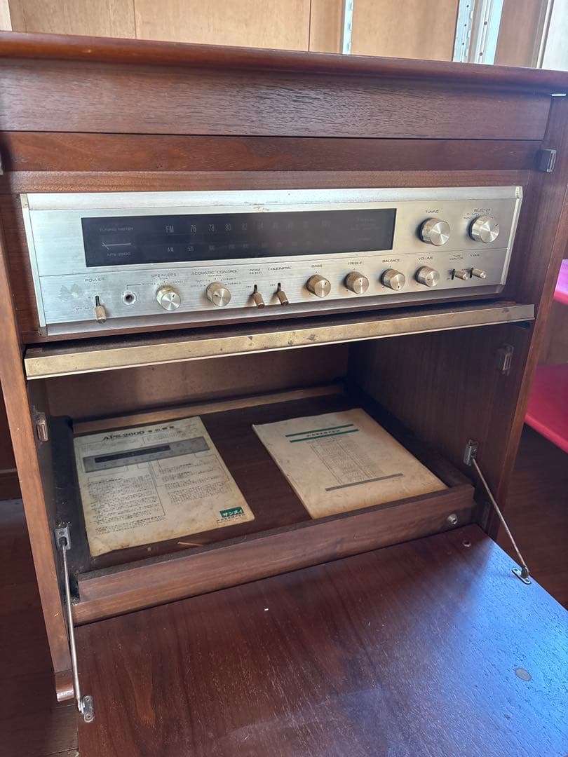 アンティーク　レコードプレーヤー　レトロ