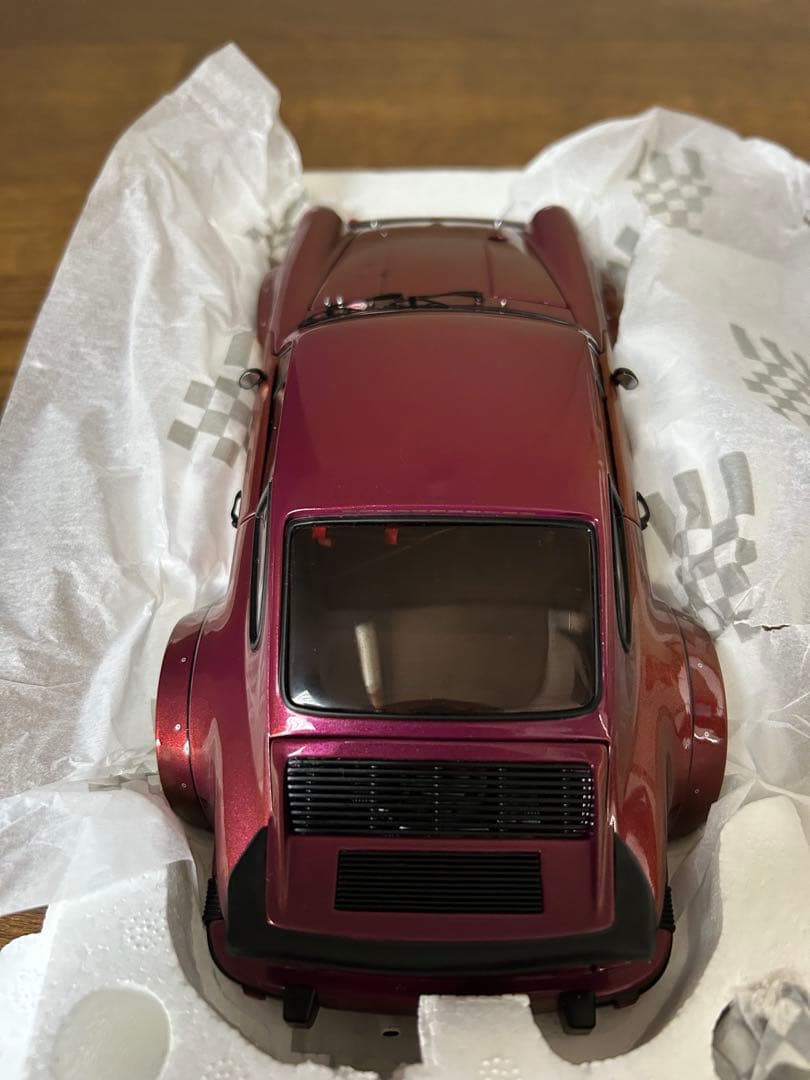 EXOTO 1/18 ポルシェ934 In Standox 未使用品