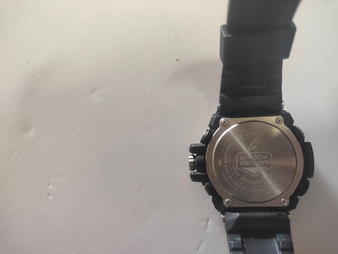 G-SHOCK　Gショック　GST-B100 g-steel ソーラー