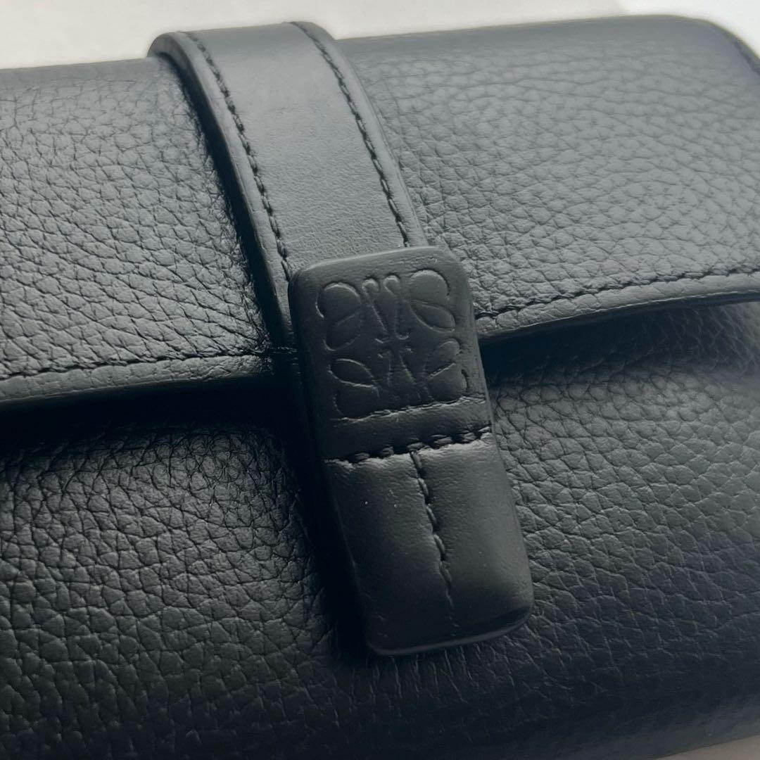 21 美品 LOEWE ロエベ 3つ折り財布
