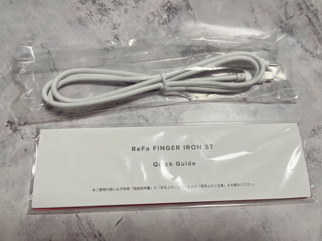 Refa フィンガーアイロンストレート　ピンク