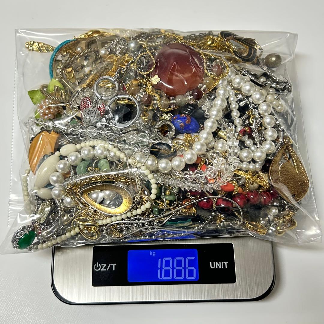 イミテーションまとめ売り　ヴィンテージ　アンティーク　ネックレスレディース【4】