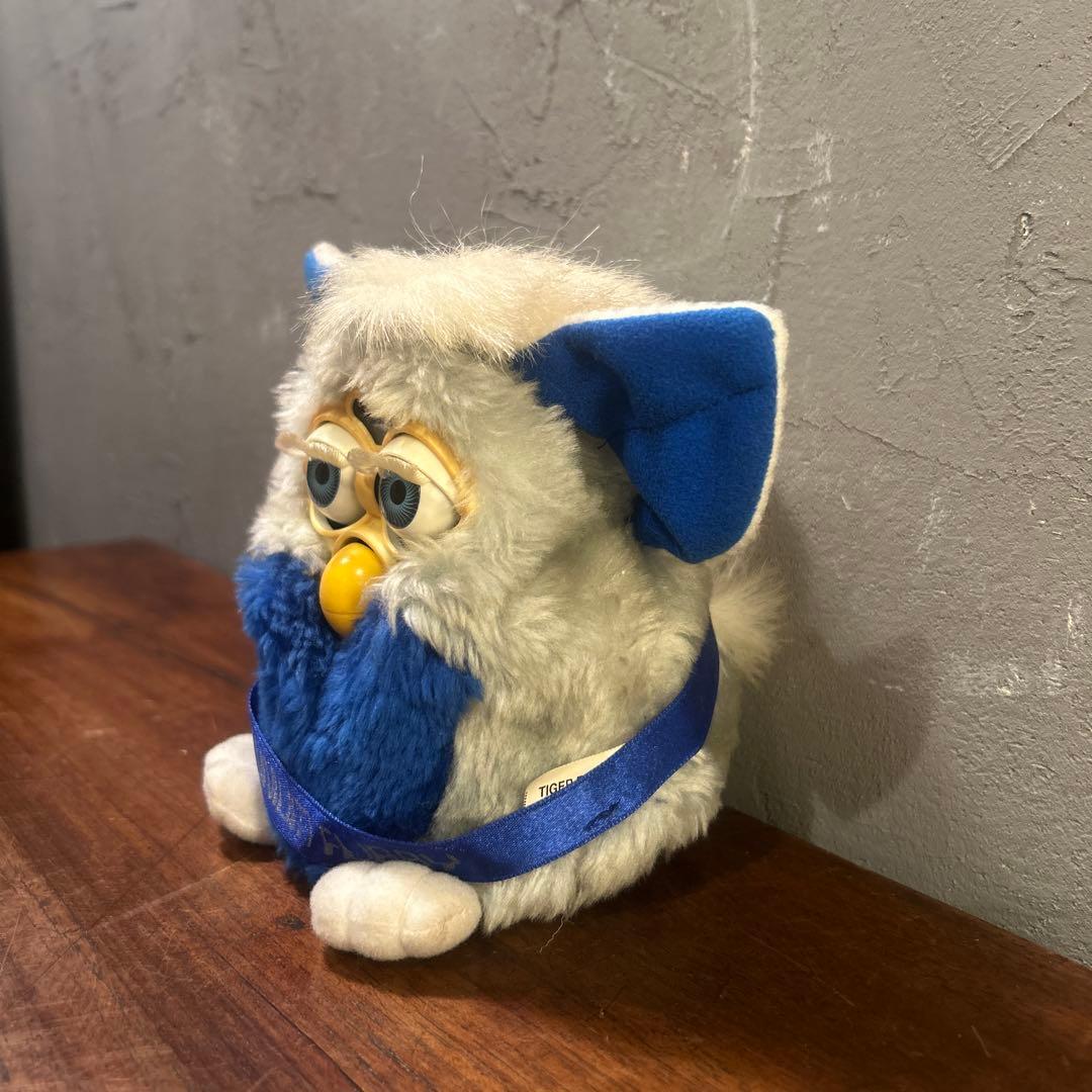 2000年版 限定生産 おしゃべりファービー ぬいぐるみ 置物 コレクション