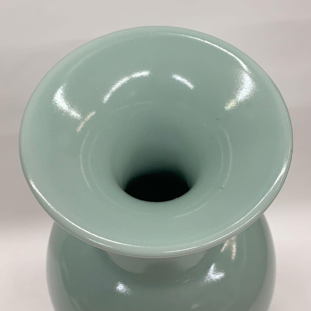 【花入11】青磁　森野嘉光　高さ21.5㎝