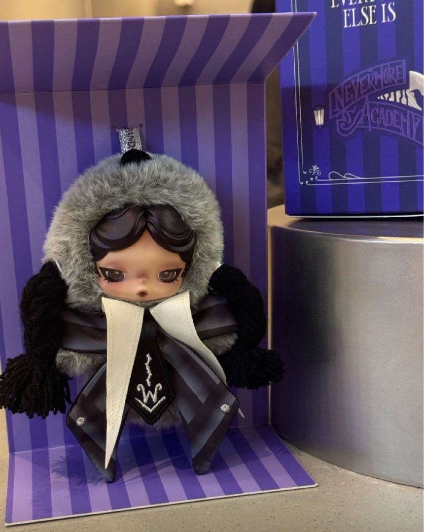 SKULLPANDA x Wednesday ぬいぐるみ ネ ヴァーモア学園制服