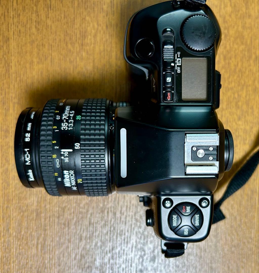 フィルム一眼レフカメラ「Nikon F-801s」　ストロボその他セット