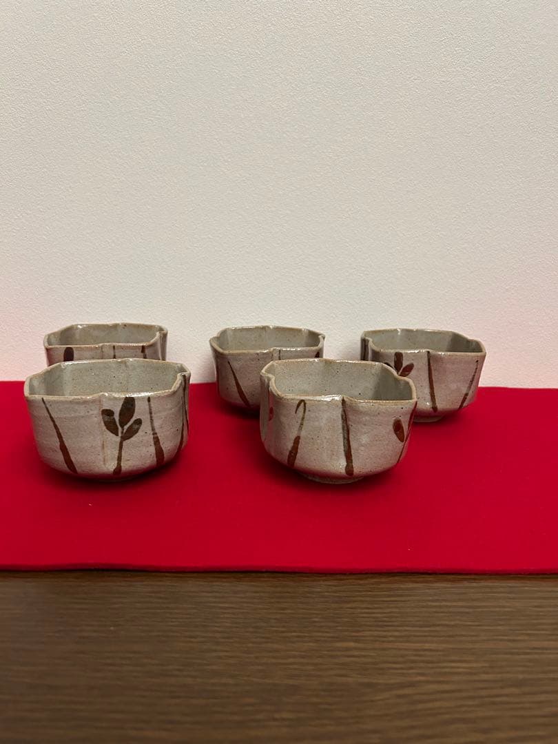 13代太郎右衛門作　絵唐津　五客