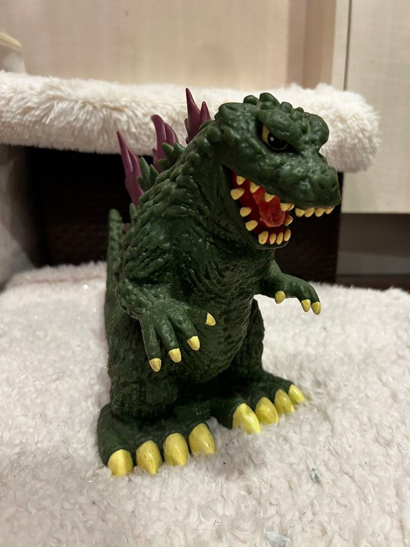 非売品　トヨタカローラ店限定　ゴジラ貯金箱