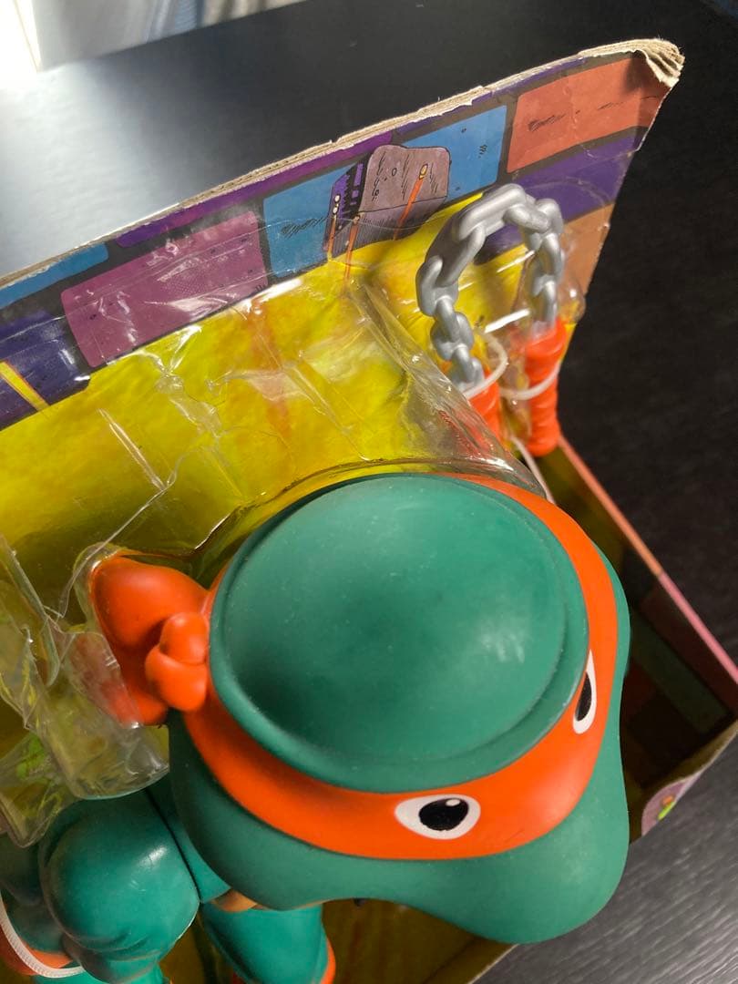 ミュータント タートルズ ジャイアント フィギュア復刻版プレイメイツ