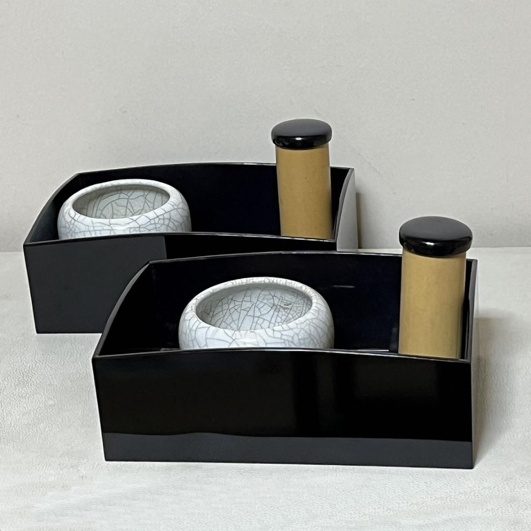 莨盆 一対 黒 蝋色 木箱入り 時代 木製 漆塗 煙草盆 火入 灰吹 k3614