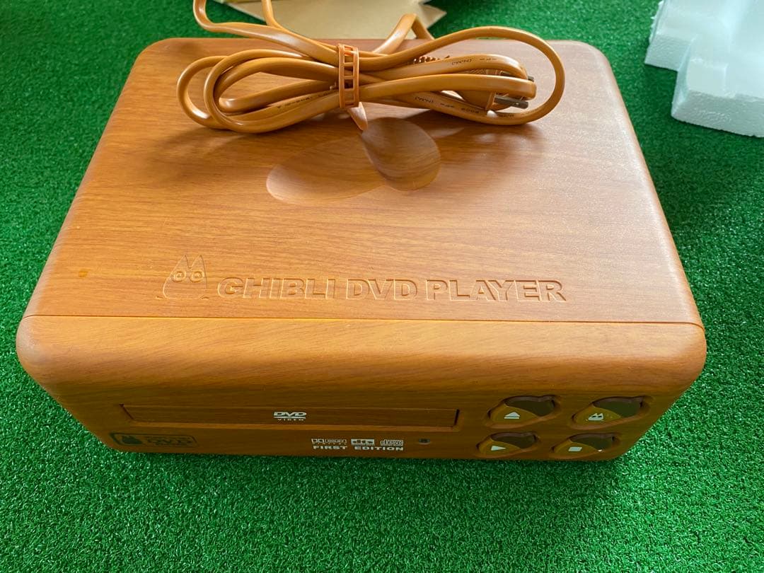 スタジオ　ジブリ　DVD PLAYER 美品