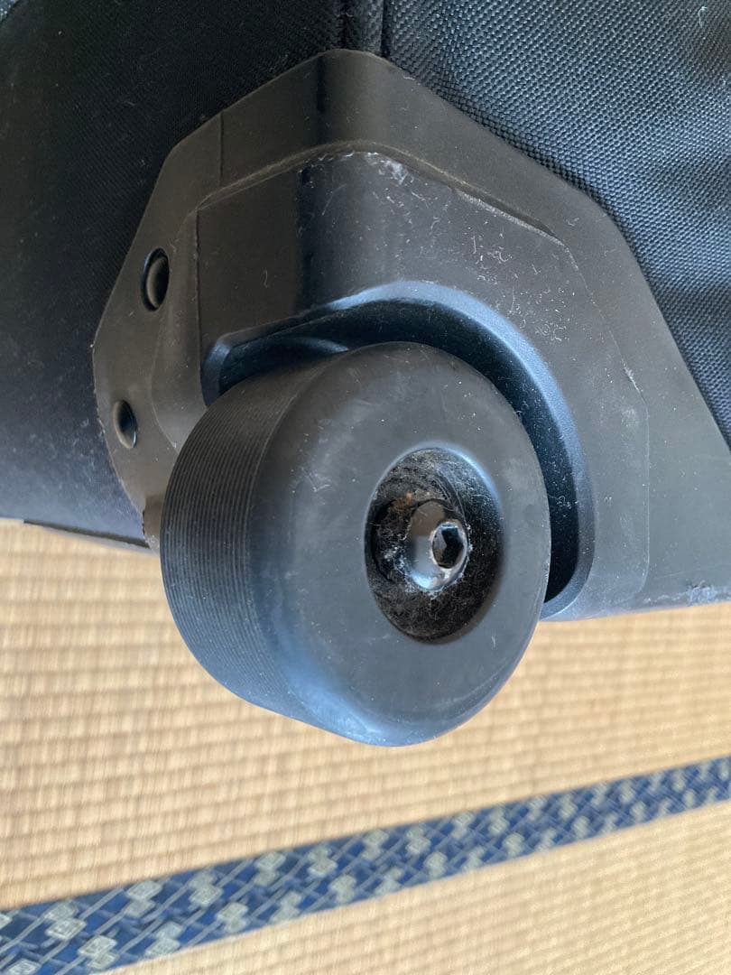 DAKINE ダカイン　キャリーバッグ 大容量キャリーケース　100L