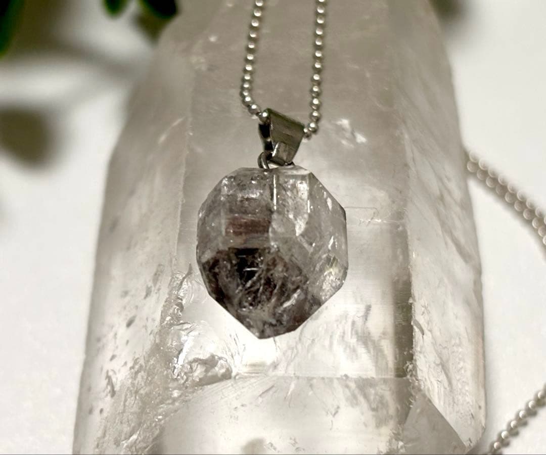 究極品質　奇跡のドリームストーン　幻のアルティメイトハーキマーダイヤモンドのPT