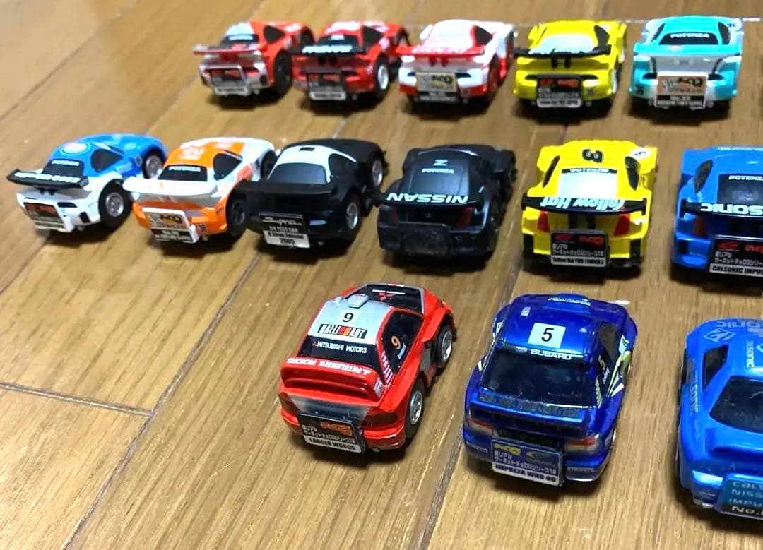 タカラ　絶版品チョロＱ　超リアル仕上げ ・超リアルサーキットシリーズなど 28台