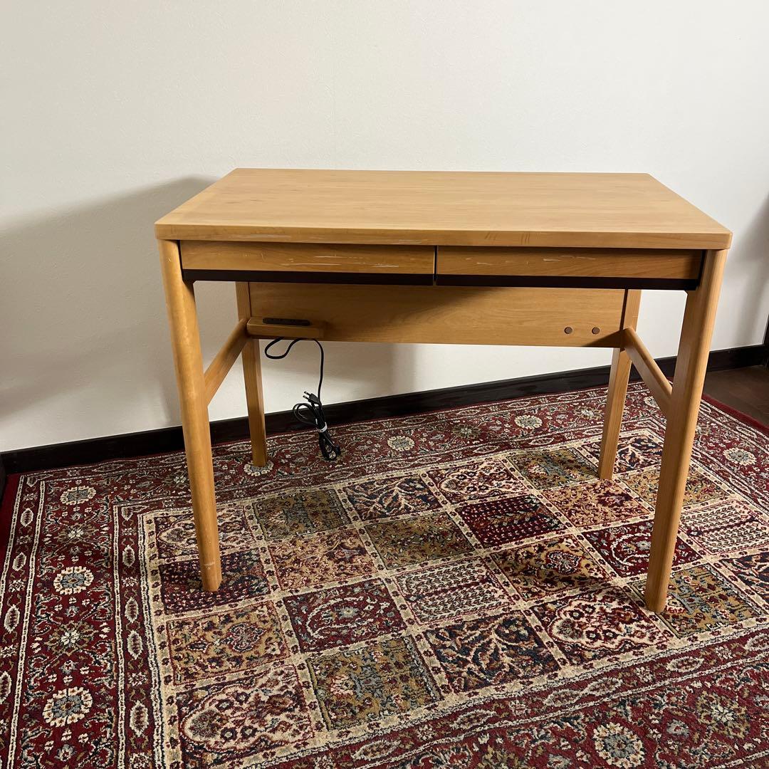 KOIZUMIコイズミ◾️コンセント付きデスク KWD-131 机 パソコン 木製