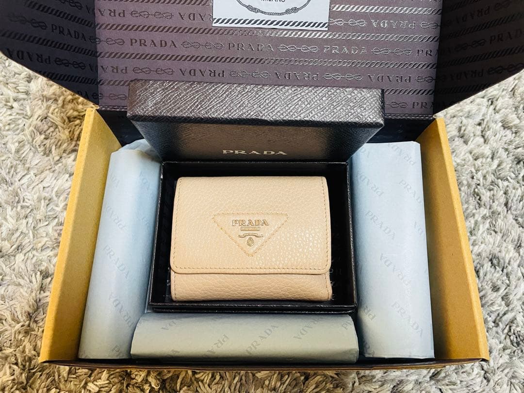 【12/16値下げ】PRADA ヴィッテロダイノレザー ミニ財布