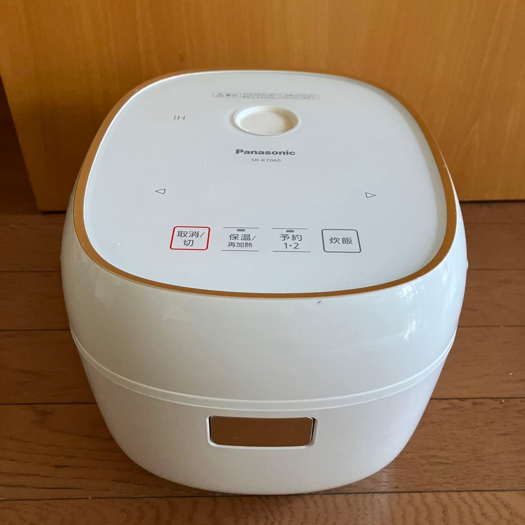 パナソニック　Panasonic SR-KT060炊飯器3.5合炊き