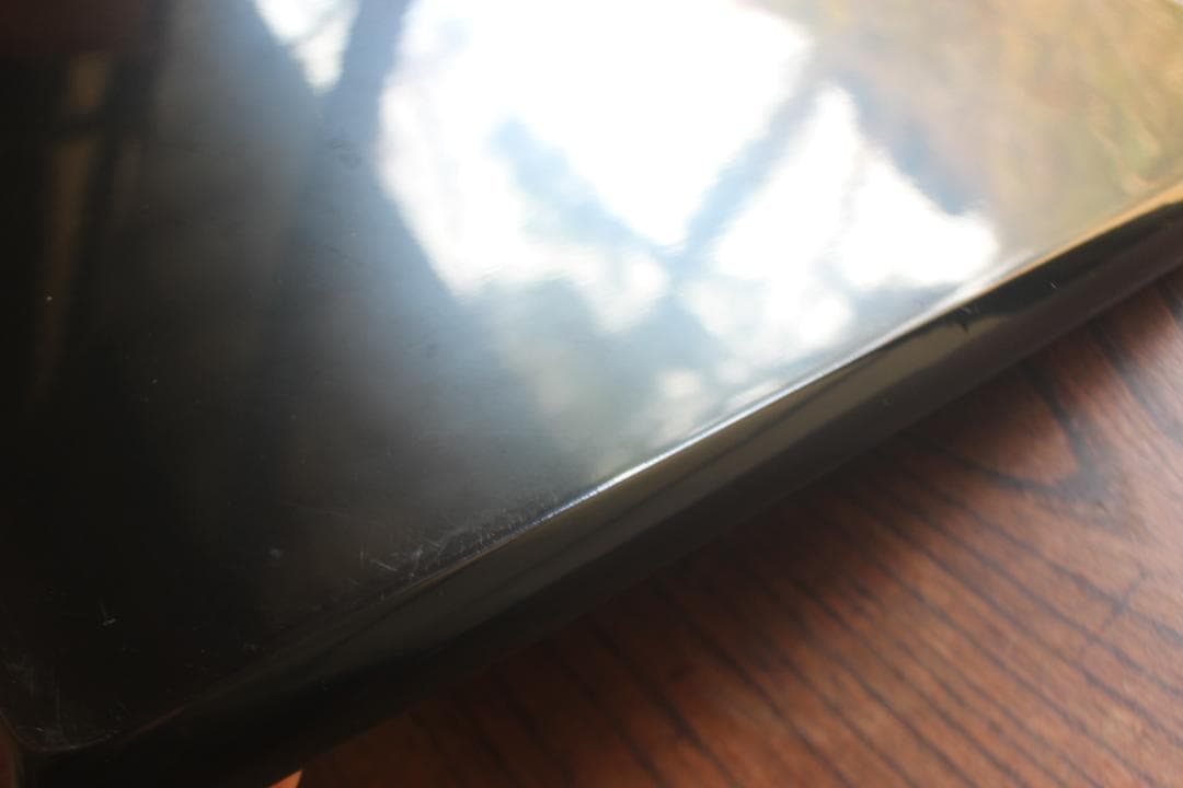 上質黒漆に優美な波貝殻螺鈿巻の映える長方膳（検輪島塗お膳お盆